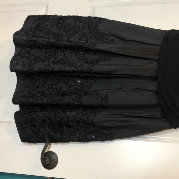 Dress, special occasions,sequined,low back, lk new - Picture 6 of 8